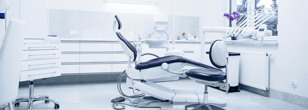 weiterbildung-fuer-Zahnarztassistentinnen-und-aerzte-header-mobil